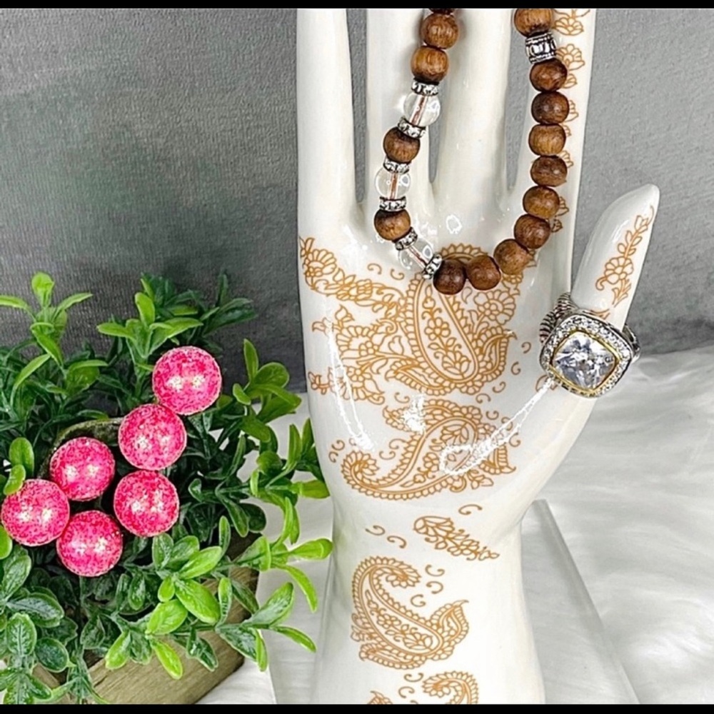 JEWELRY HOLDER Hand Decor Boho Display Tattooed henna hand jewelry display - Picture 7 of 12